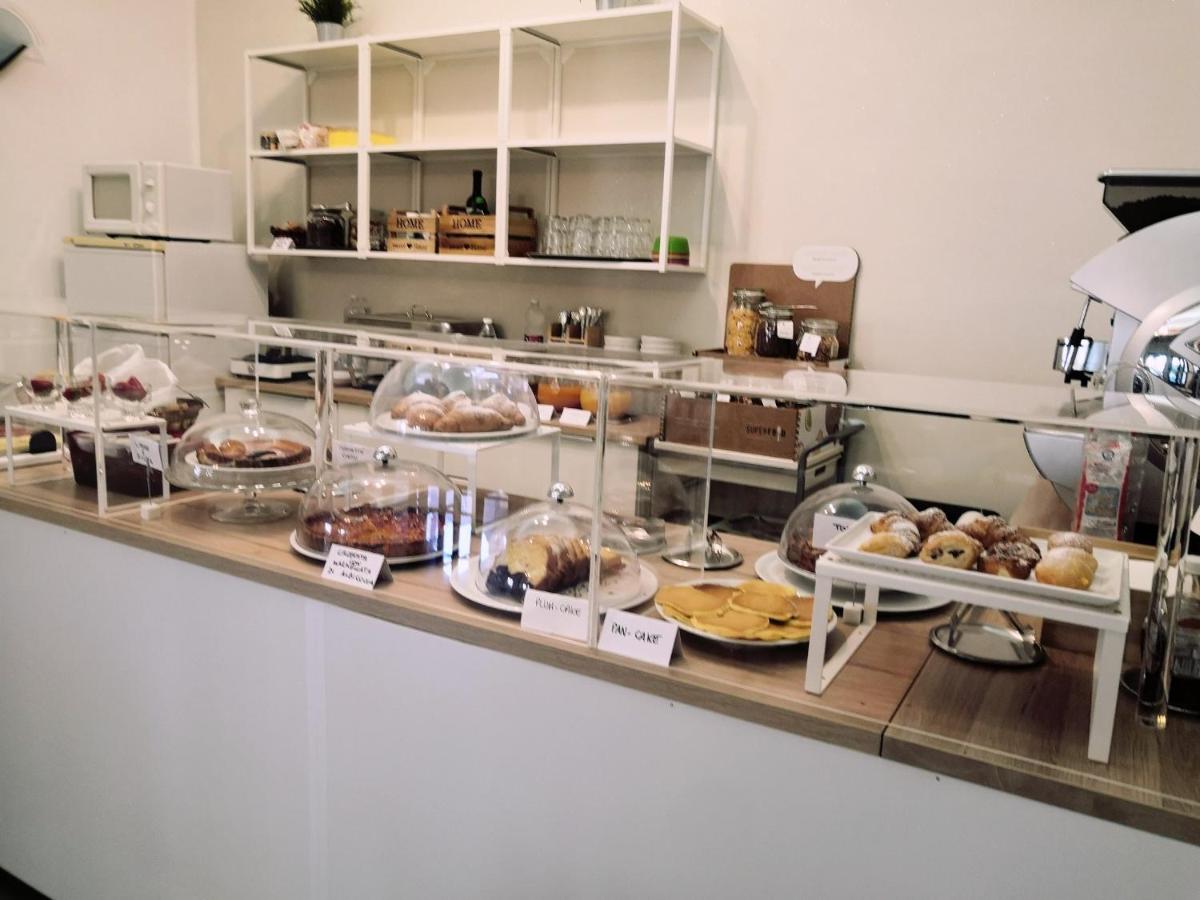 Hotel Iride Suite & Breakfast- Ideale Per Famiglie E Coppie Riccione Ngoại thất bức ảnh
